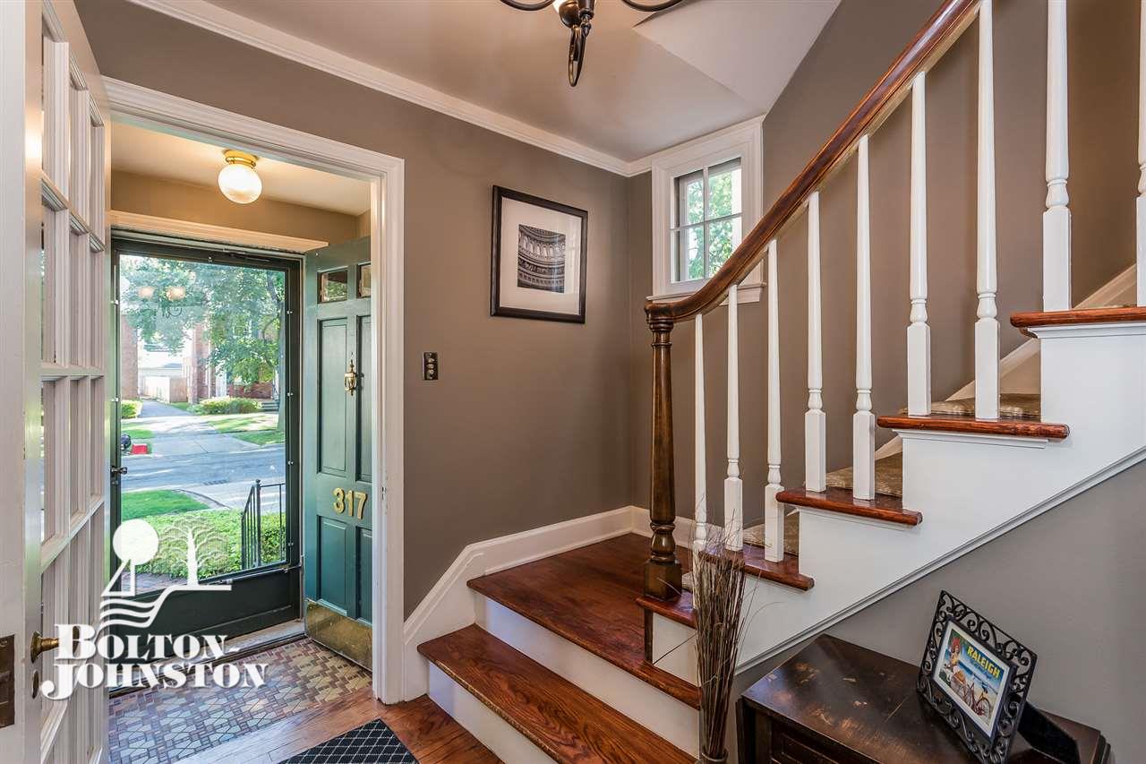 317 Merriweather Road Grosse Pointe Farms, MI 48236 - Photo 9 of 52