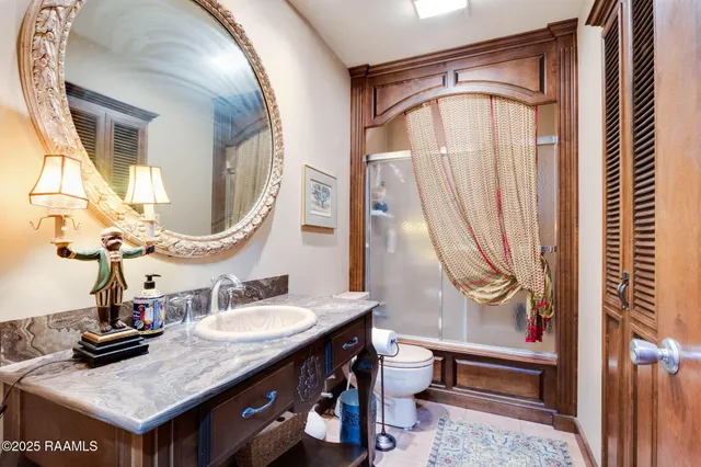 $245,000 | 504 Demoncherveaux Boulevard, Ville Platte, LA 70586