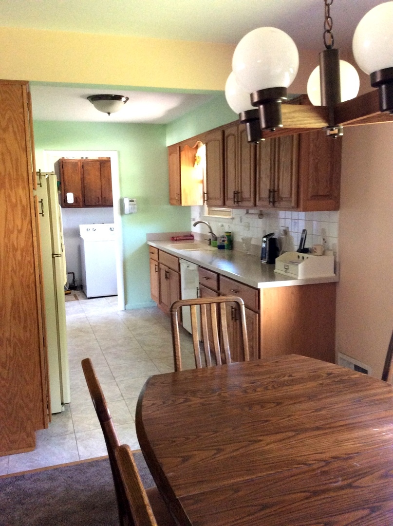 6137 Birmingham Street Chicago Ridge, IL 60415 - Photo 15 of 36