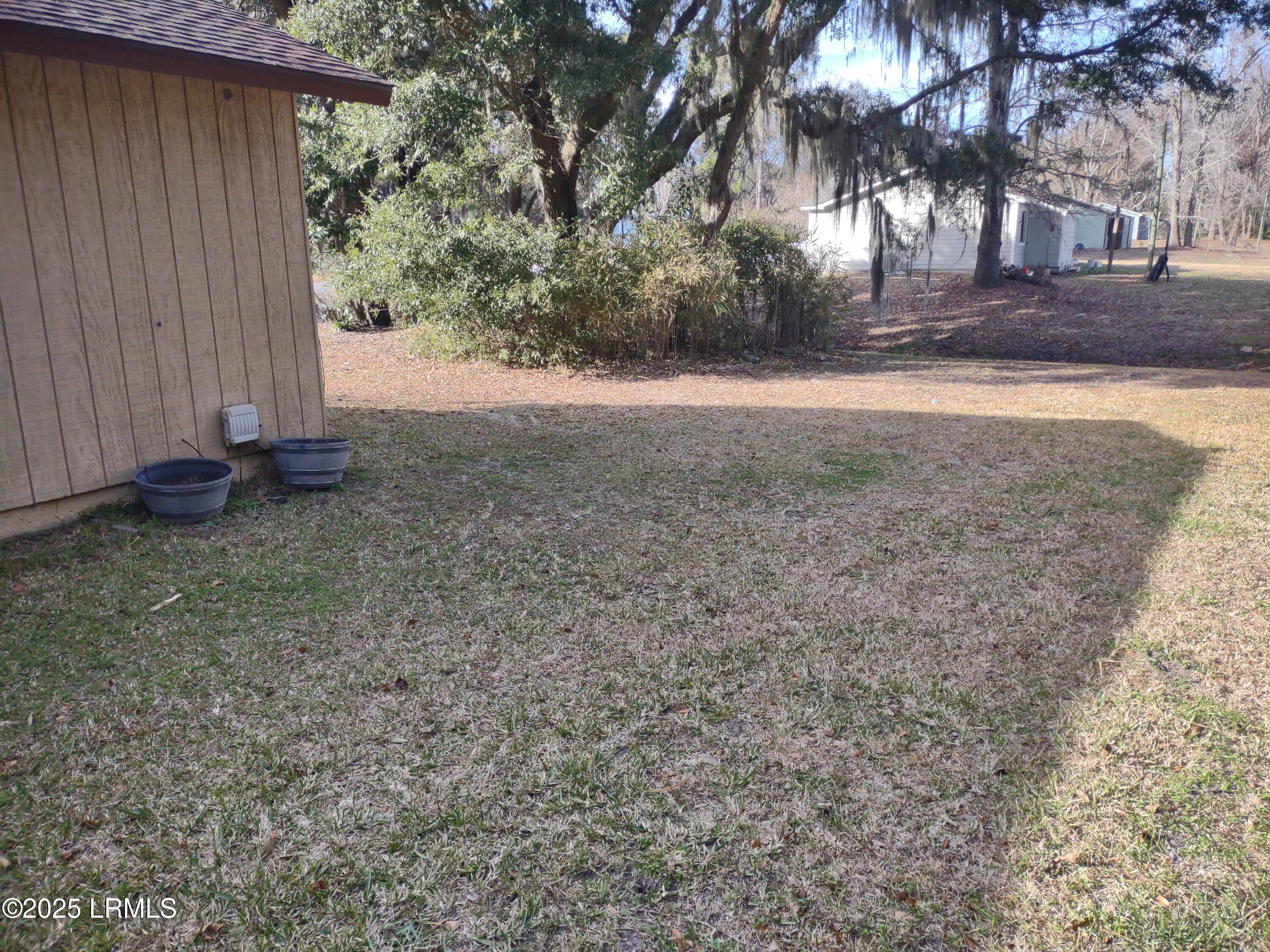 1511 Quarter Horse Road Beaufort, SC 29906 - Photo 12 of 14 Side Yard rear