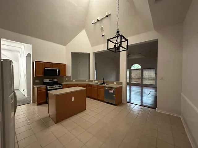 $410,000 | 2606 Iris Court, Pearland, TX 77584