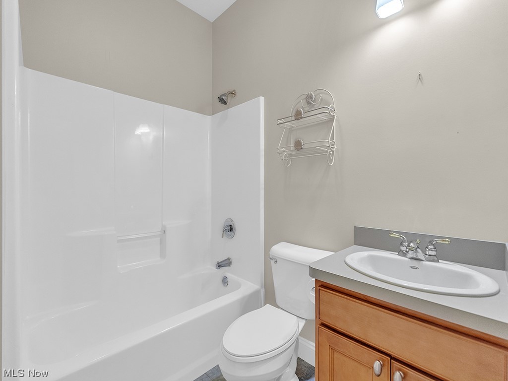 8744 Wild Flower Way Mentor, OH 44060 - Photo 16 of 31