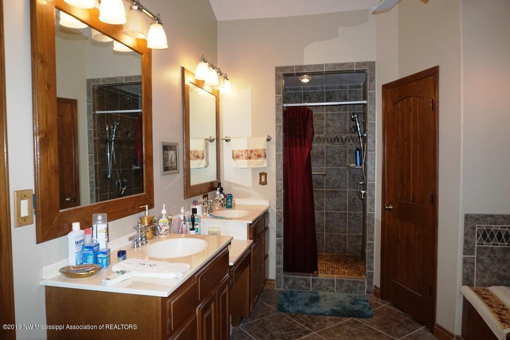 1948 King Road Sardis, MS 38666 - Photo 33 of 46 DSC02429