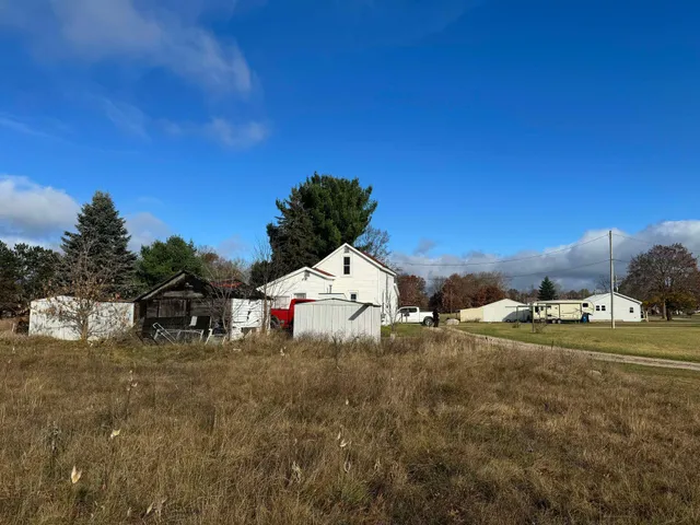 $139,900 | 524 South Cherry Street, Evart, MI 49631