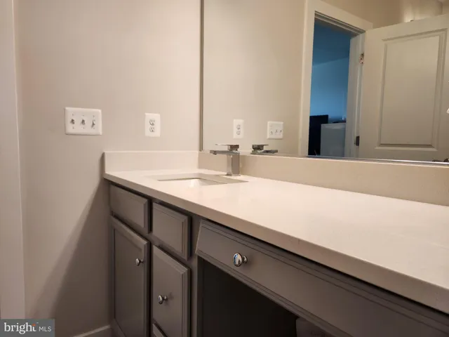 $650,000 | 16240 Connors Way, Unit 46, Rockville, MD 20855