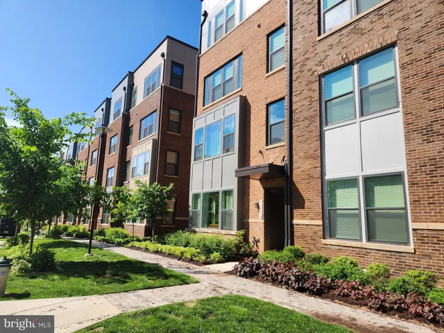 $650,000 | 16240 Connors Way, Unit 46, Rockville, MD 20855