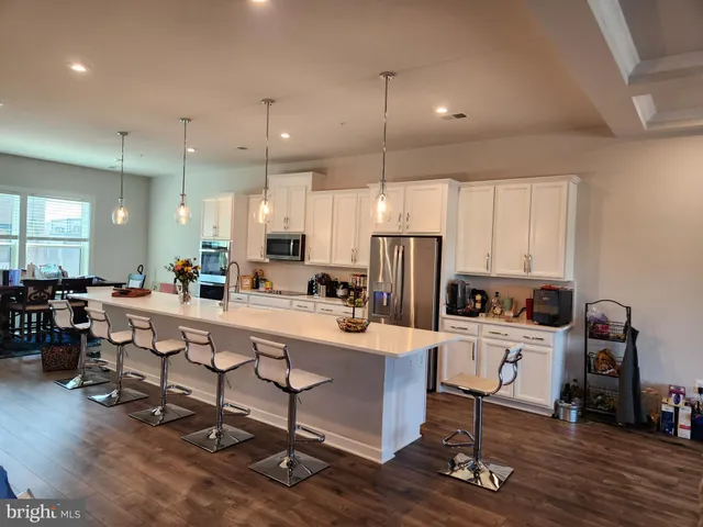 $650,000 | 16240 Connors Way, Unit 46, Rockville, MD 20855