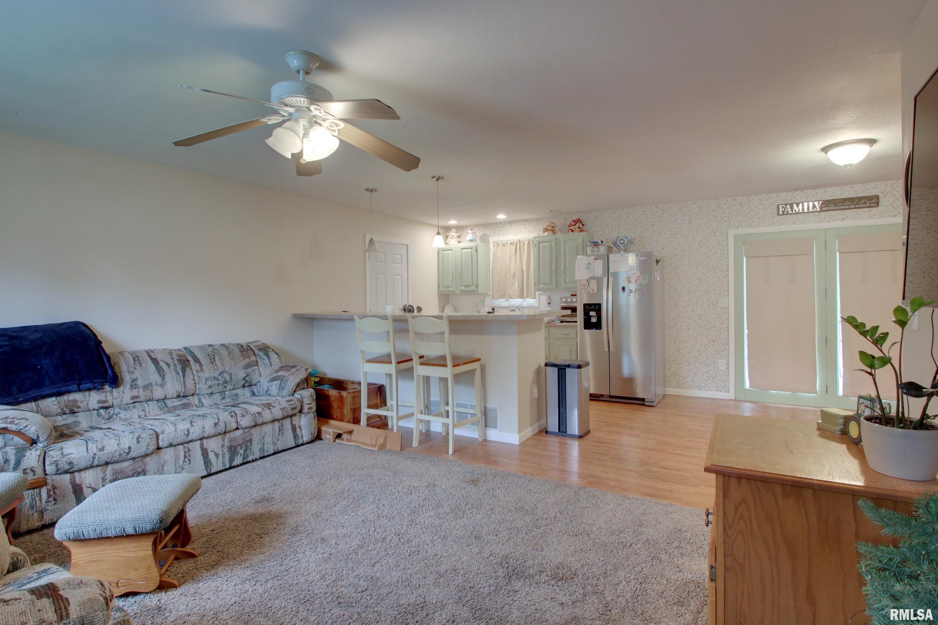514 West Washington Street Mendon, IL 62351 - Photo 5 of 25