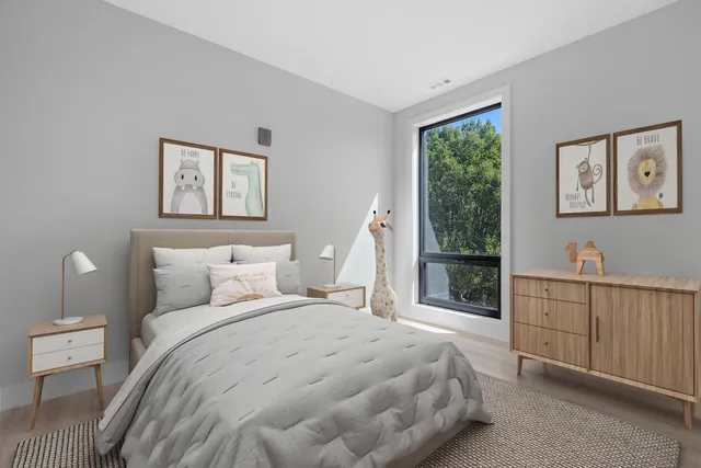 $3,400 | 3953 West Dakin Street, Unit 405, Chicago, IL 60618