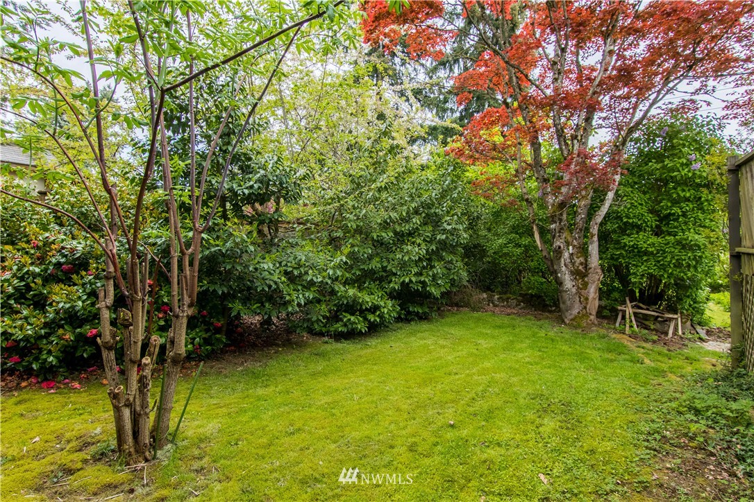 23915 45th Avenue Southeast Bothell, WA 98021 - Photo 17 of 22