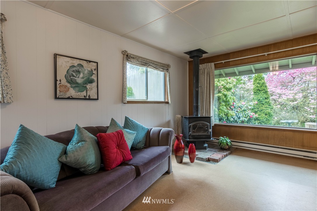 23915 45th Avenue Southeast Bothell, WA 98021 - Photo 6 of 22