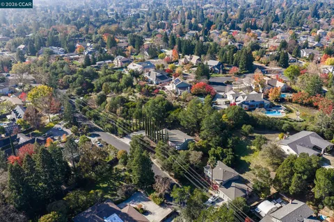 $2,195,000 | 320 Miranda Lane, Alamo, CA 94507