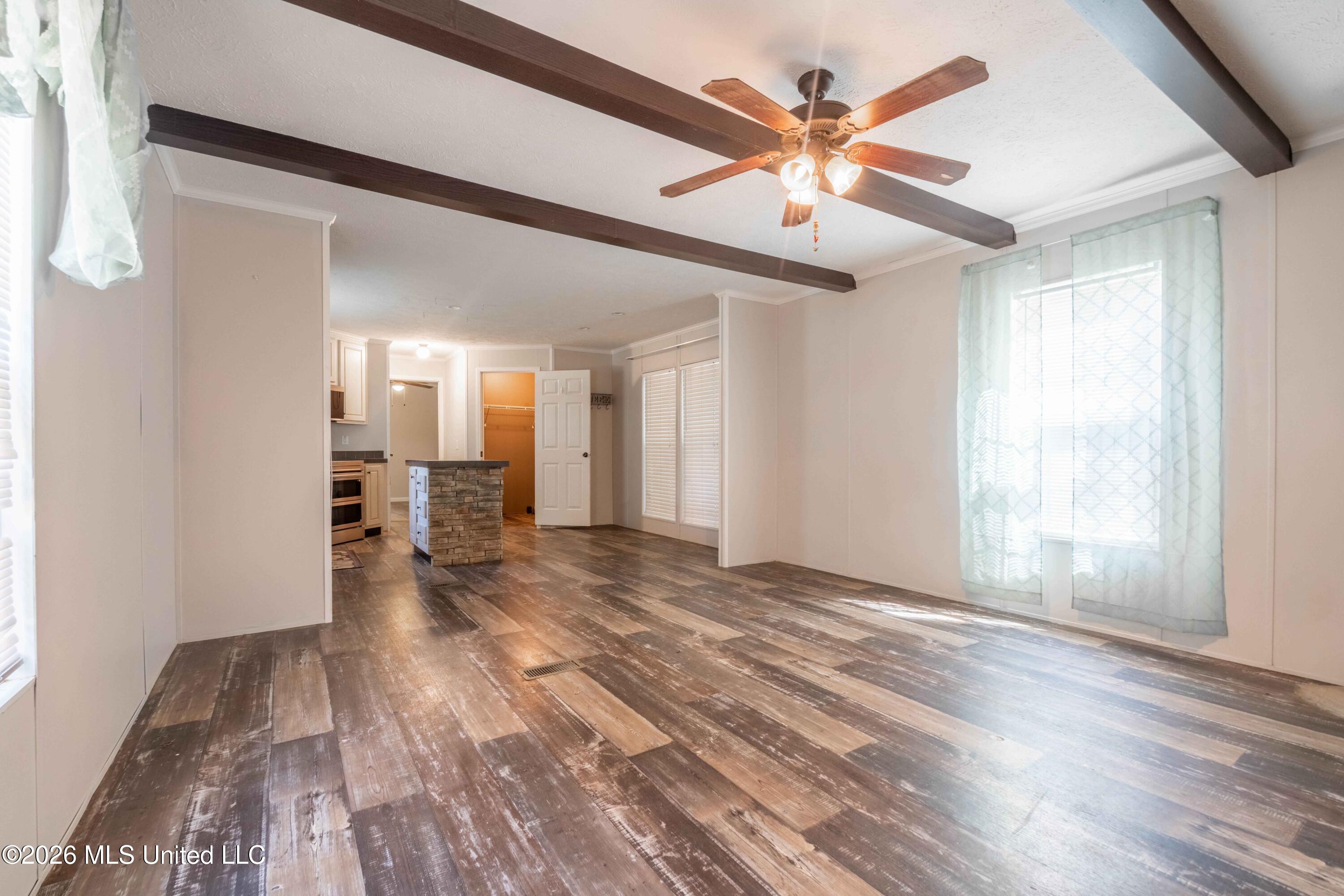 2 Valley View Road Byhalia, MS 38611 - Photo 5 of 26 Interior-1
