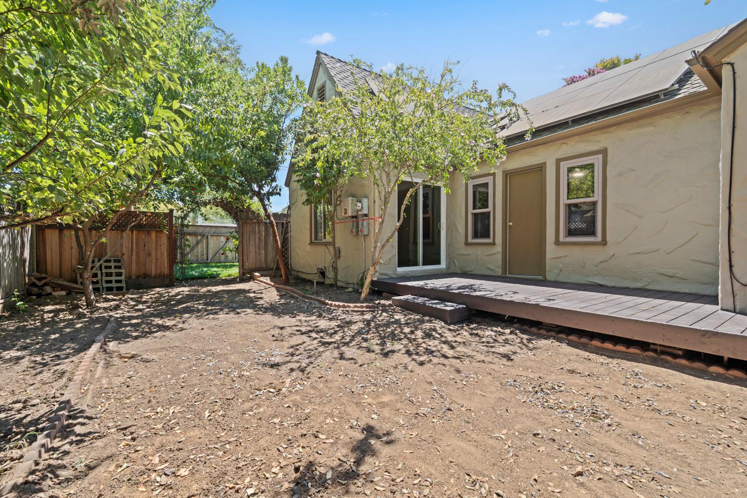 1015 College Avenue Modesto, CA 95350 - Photo 37 of 56