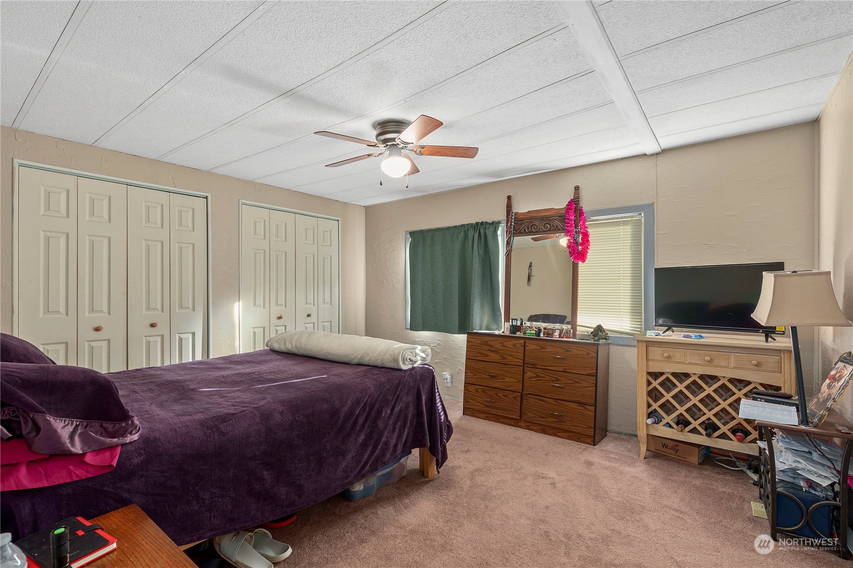 267 Limmer Road Winlock, WA 98596 - Photo 15 of 25 a bedroom with a bed and furniture
