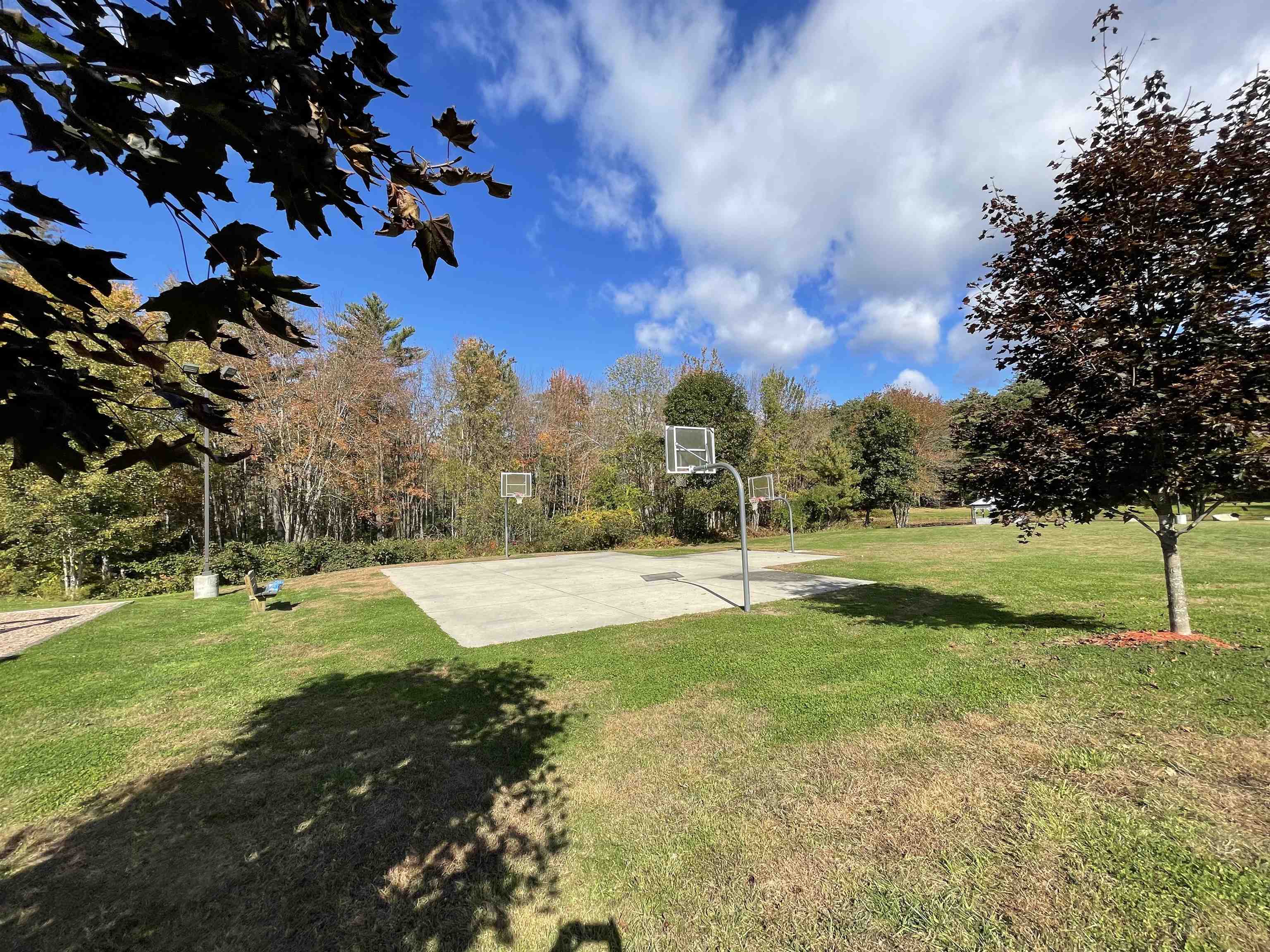 8 South Blueberry Lane Rochester, NH 03867 - Photo 14 of 27