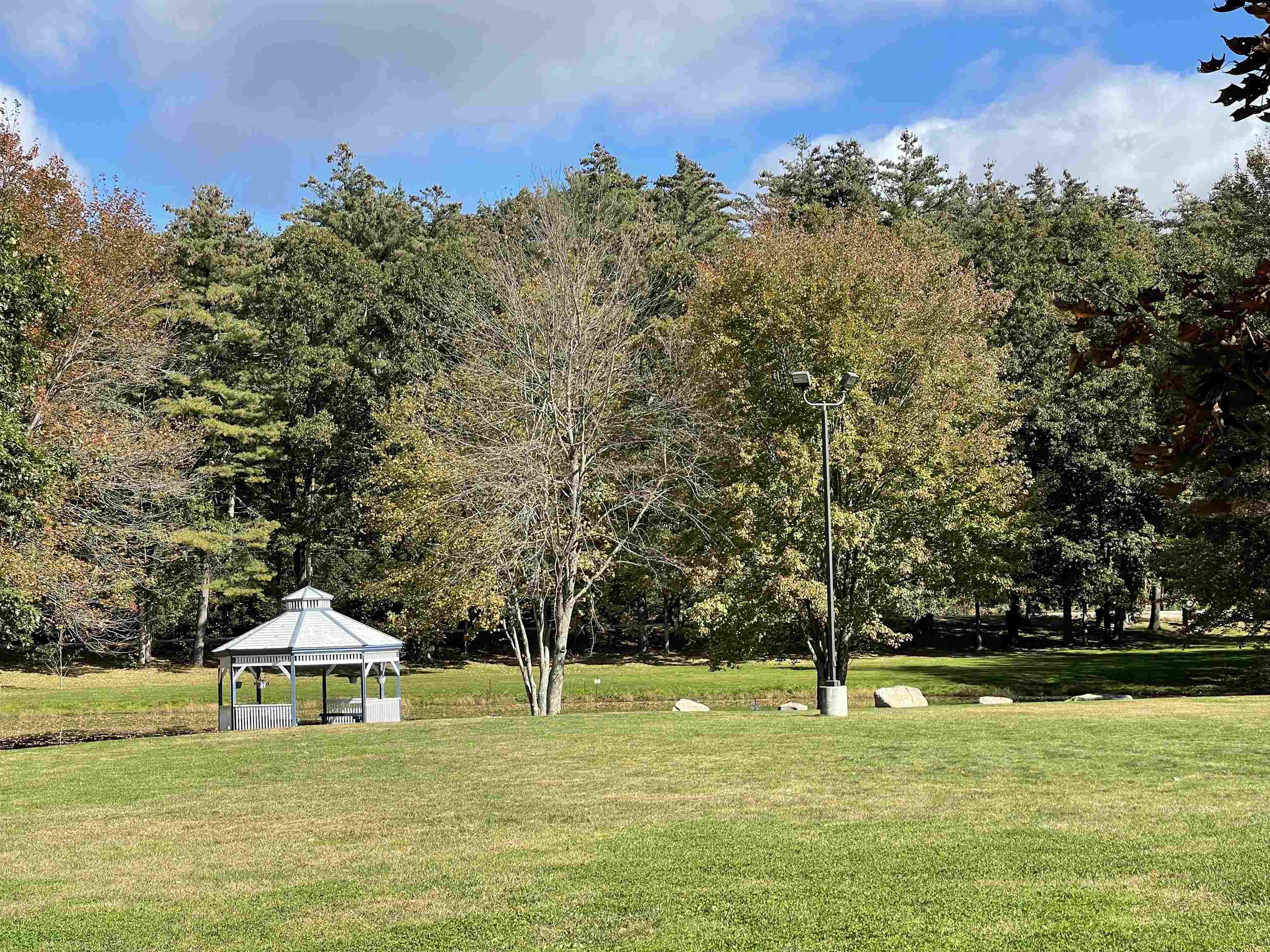 8 South Blueberry Lane Rochester, NH 03867 - Photo 19 of 27