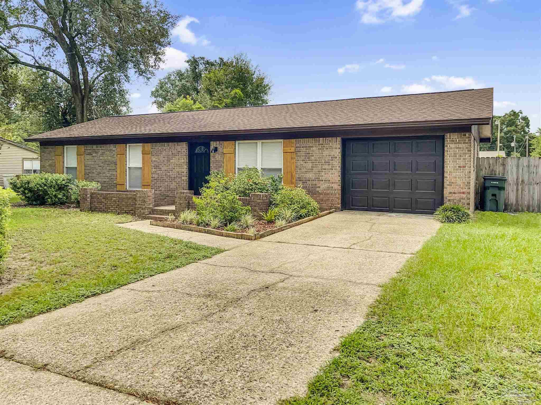 4293 Sea Port Road Milton, FL 32571 - Photo 1 of 26