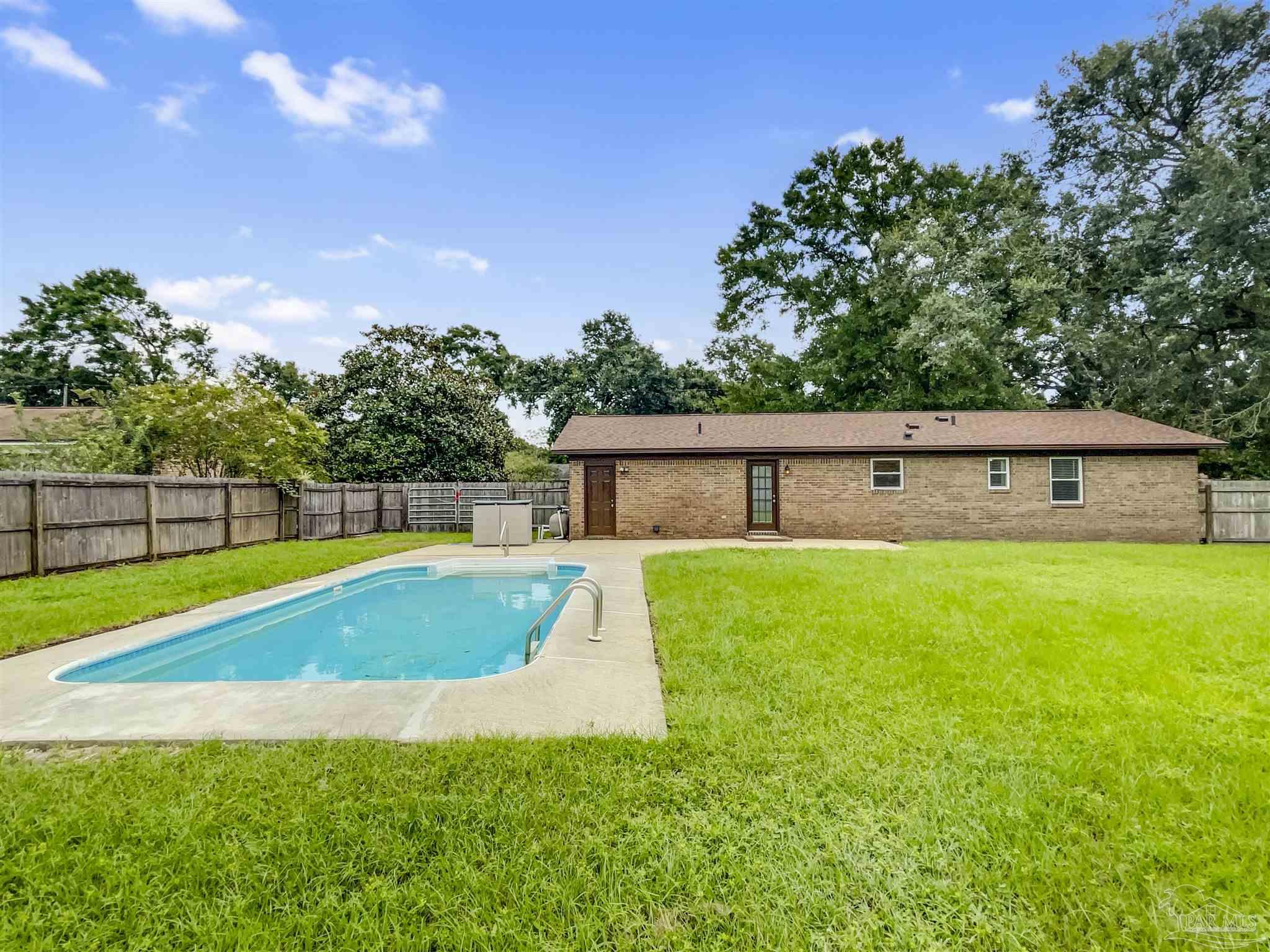 4293 Sea Port Road Milton, FL 32571 - Photo 4 of 26