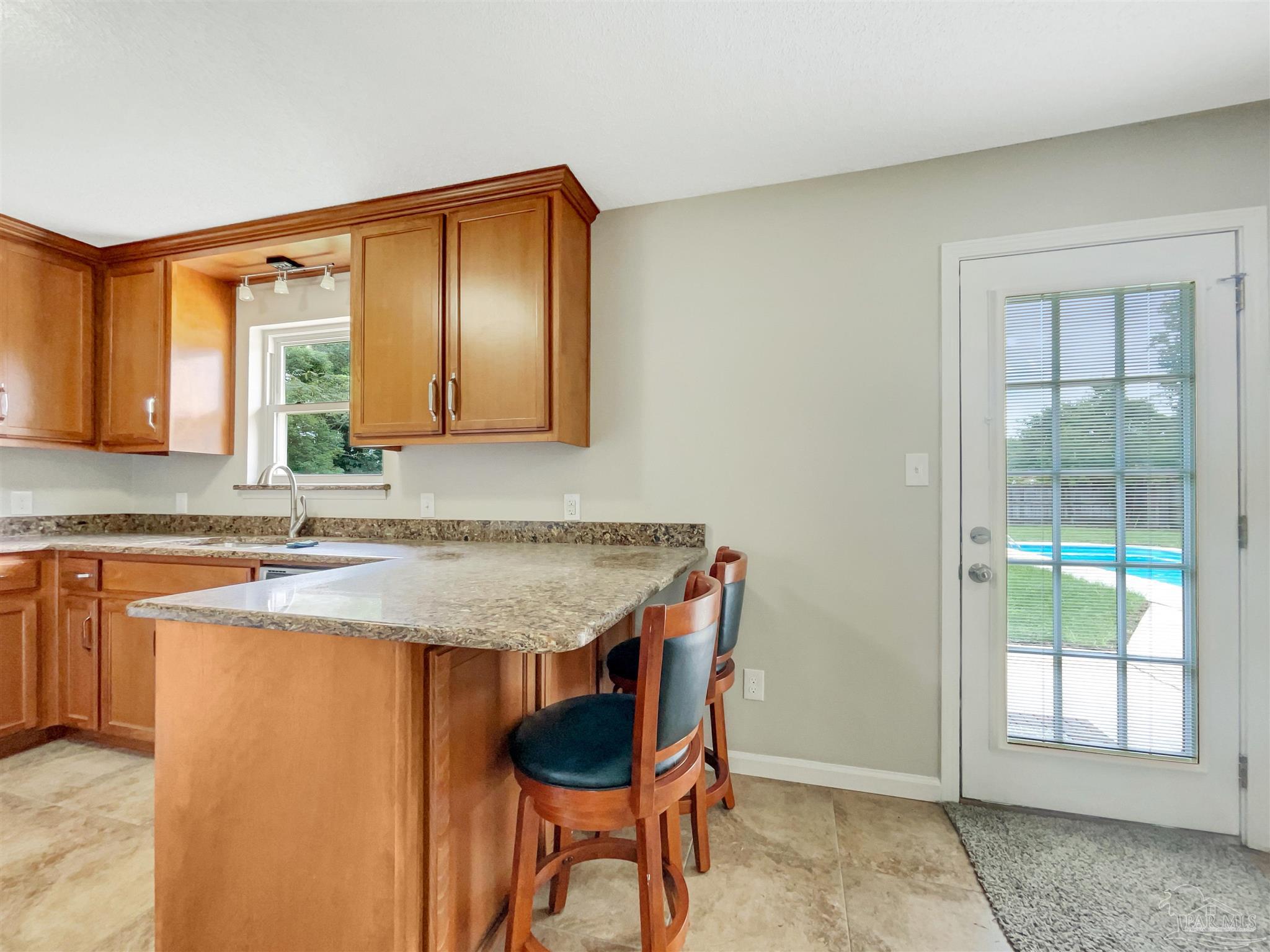 4293 Sea Port Road Milton, FL 32571 - Photo 7 of 26