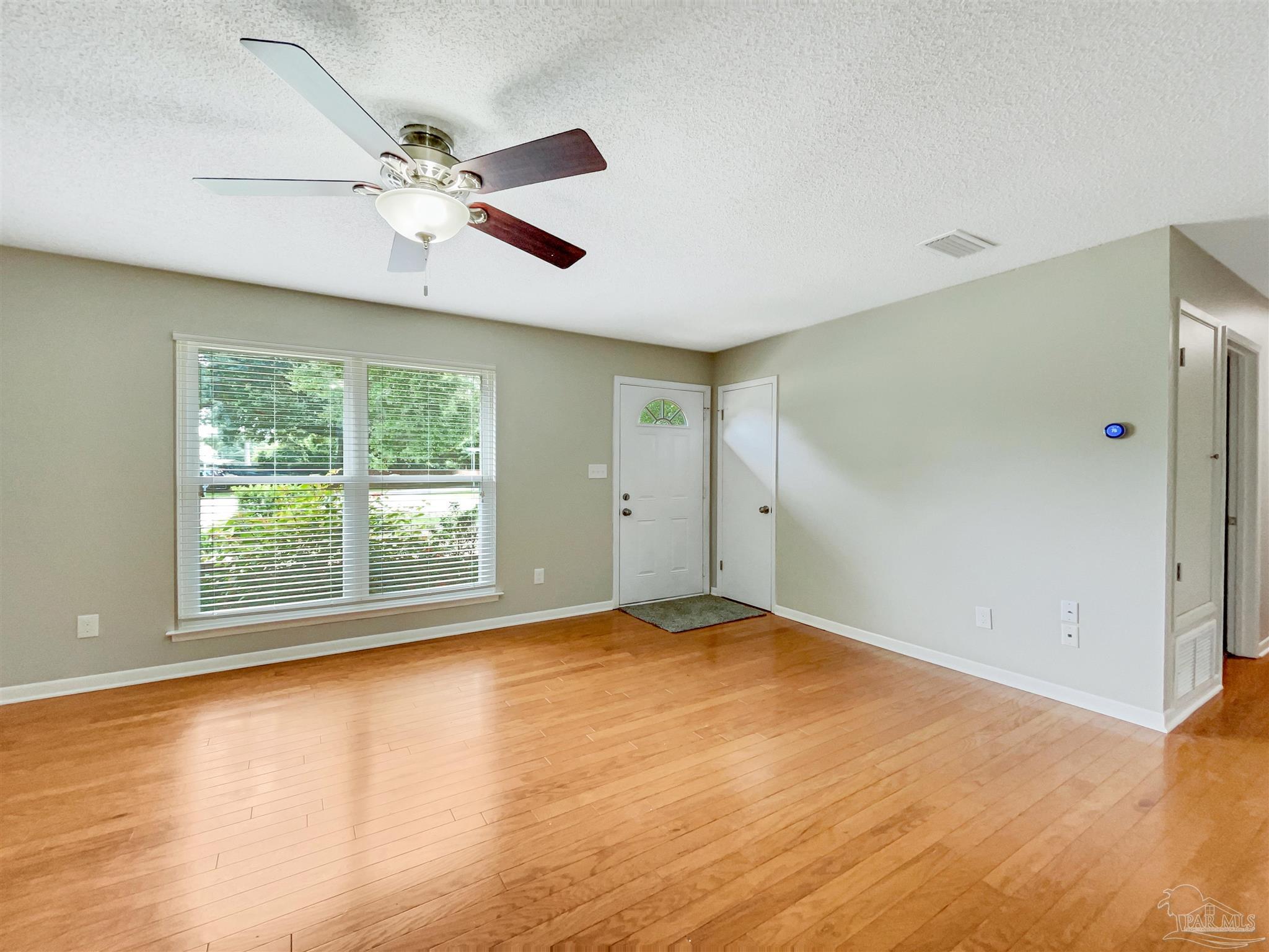 4293 Sea Port Road Milton, FL 32571 - Photo 8 of 26