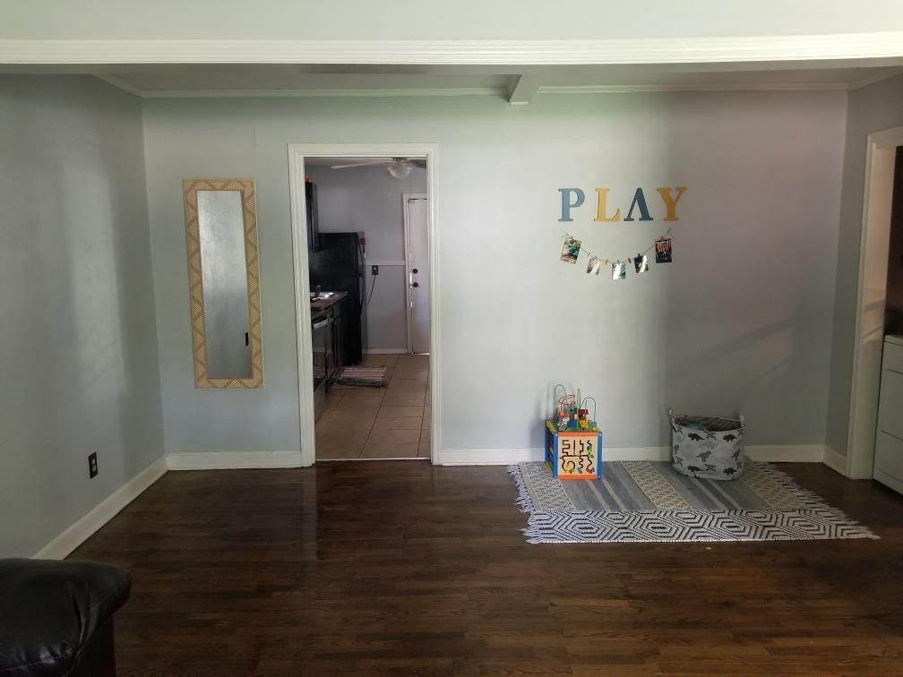 4407 Owen Road Memphis, TN 38122 - Photo 8 of 14 a view of dining room with wooden floor