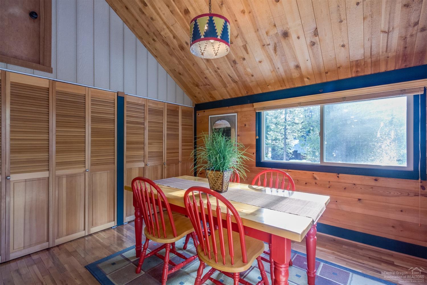 57389 Overlook Road Sunriver, OR 97707 - Photo 7 of 16 Gallery Image 7