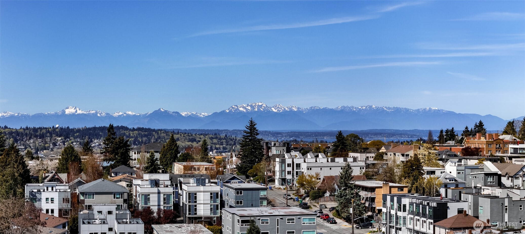 4218 Linden Avenue North Seattle, WA 98103 - Photo 38 of 38