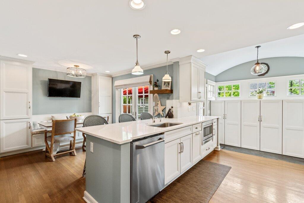 2686 Henthorn Road Columbus, OH 43221 - Photo 10 of 34 2686 Henthorn Road-14.jpg-SMALL