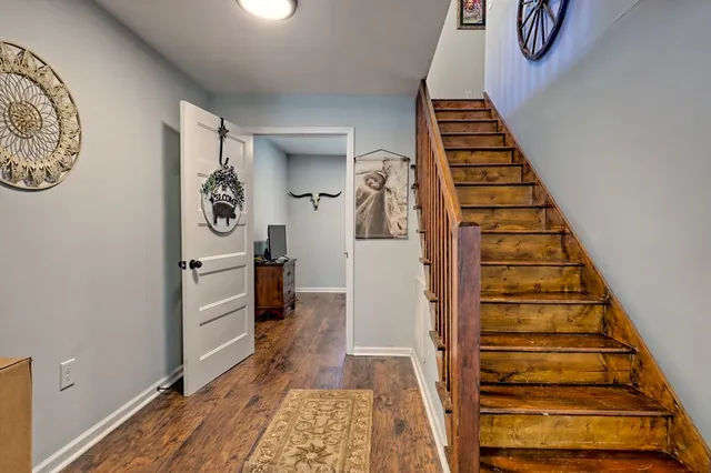 a bedroom with bunk bed