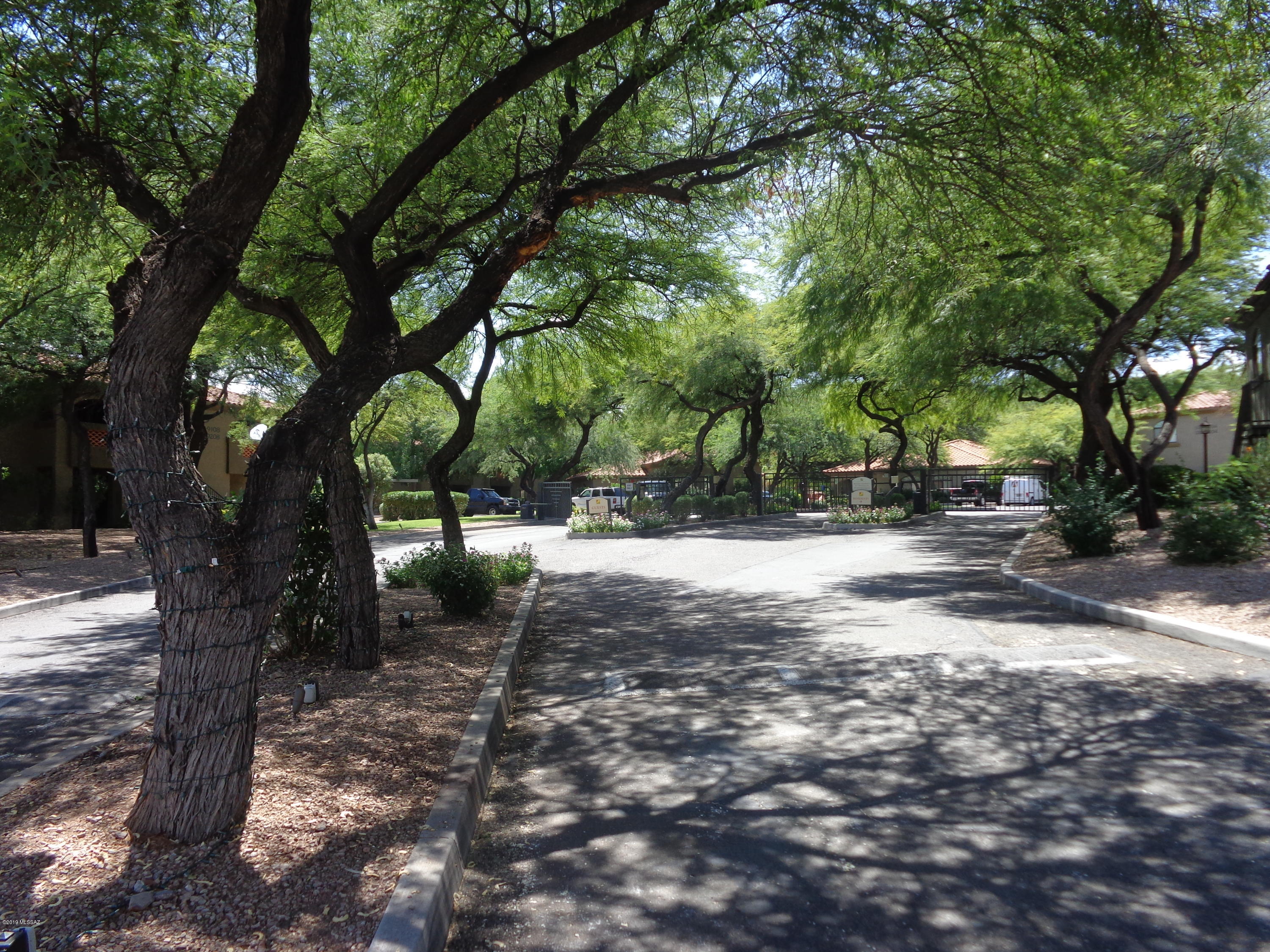 5751 North Kolb Road, Unit 17201 Tucson, AZ 85750 - Photo 41 of 45