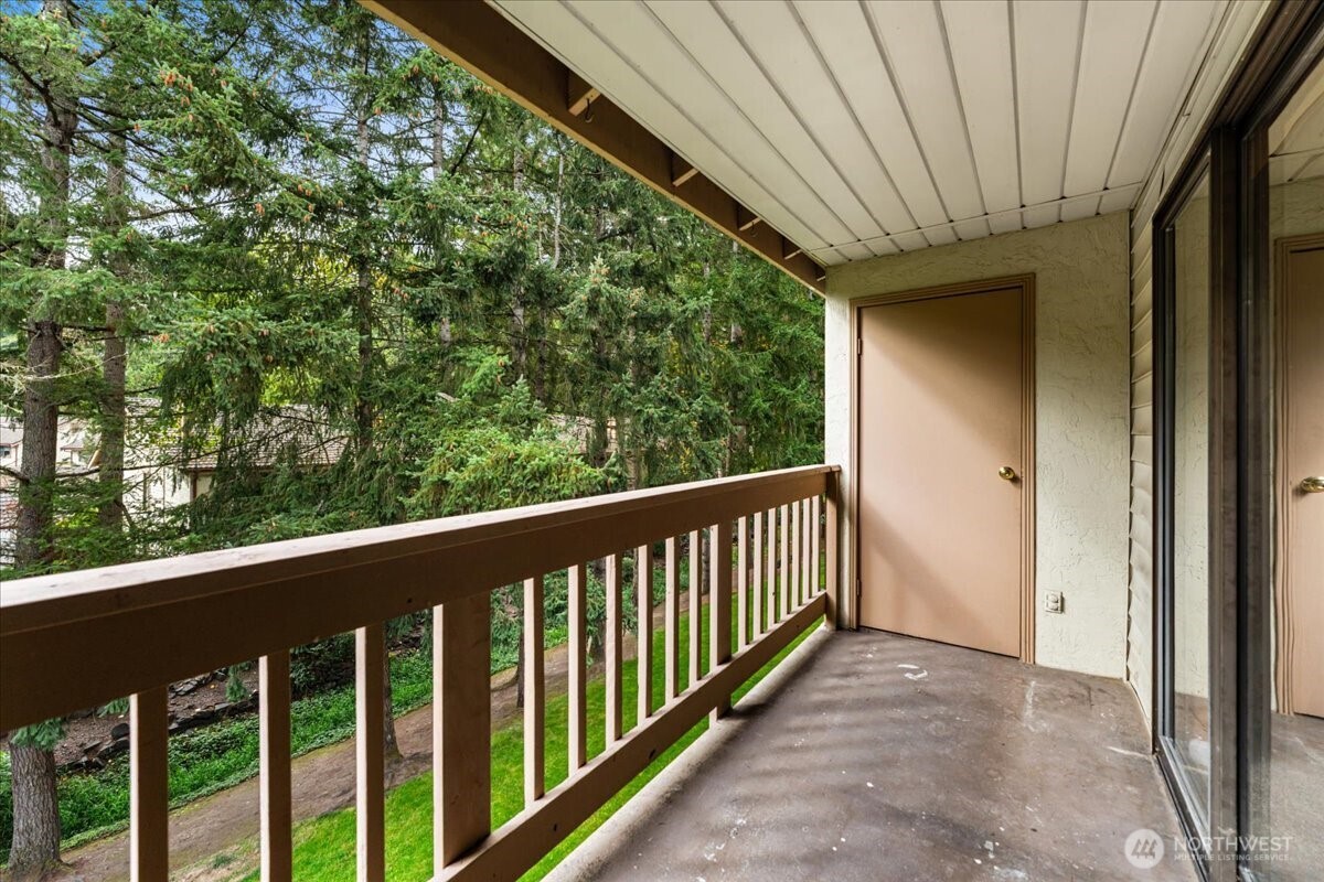 17435 119th Lane Southeast, Unit D31 Renton, WA 98058 - Photo 12 of 20 Gallery Image 12
