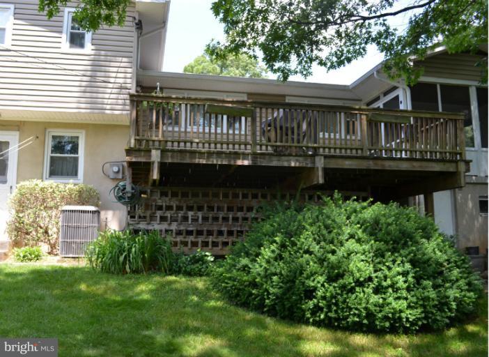 125 Kingbrook Road Linthicum Heights, MD 21090 - Photo 9 of 13 Exterior (Rear)