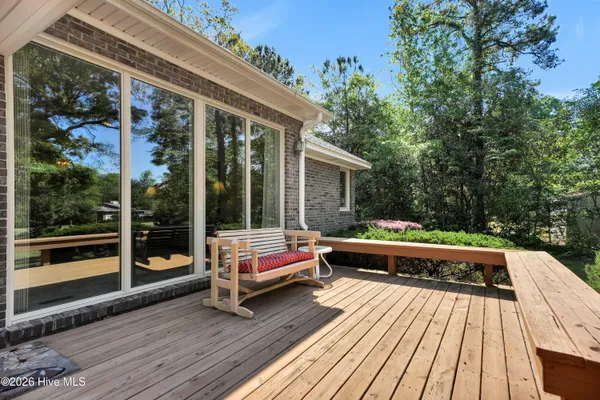 $395,900 | 324 Long Leaf Drive, Hampstead, NC 28443