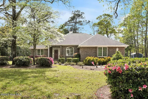 $395,900 | 324 Long Leaf Drive, Hampstead, NC 28443