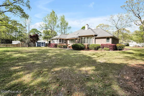 $395,900 | 324 Long Leaf Drive, Hampstead, NC 28443