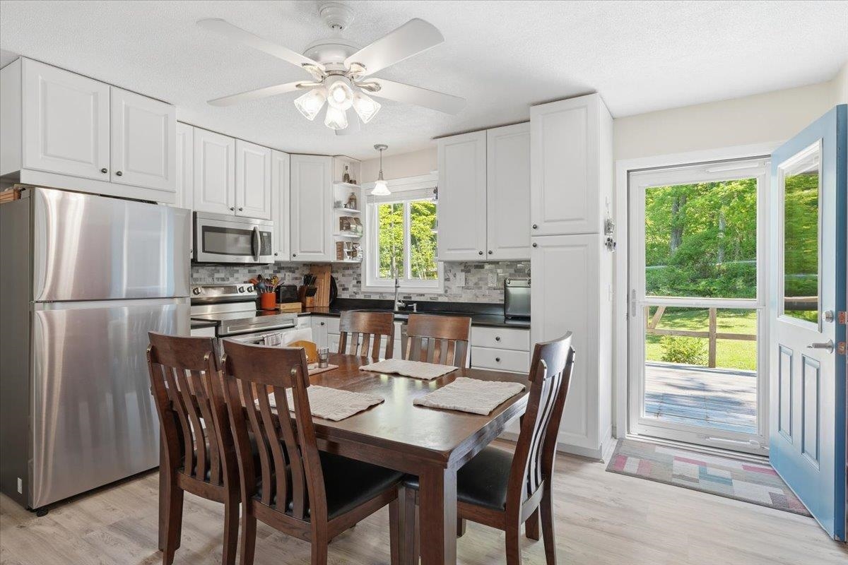 1153 Richmond Road Hinesburg, VT 05461 - Photo 10 of 35