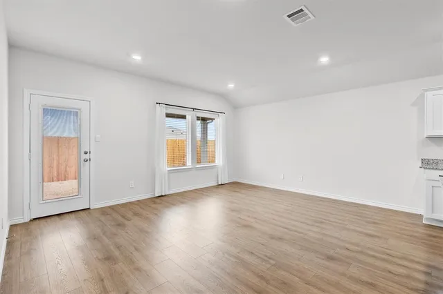 $1,900 | 3425 Tomahawk Drive, Sherman, TX 75090