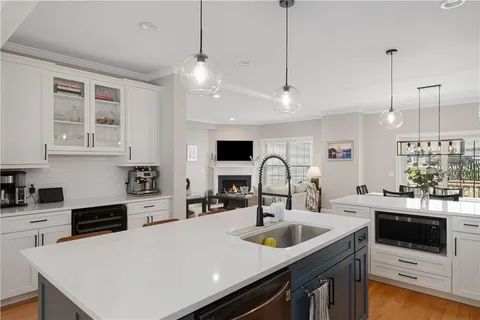 $665,000 | 105 Hunting Hill Drive, Cumberland, RI 02864