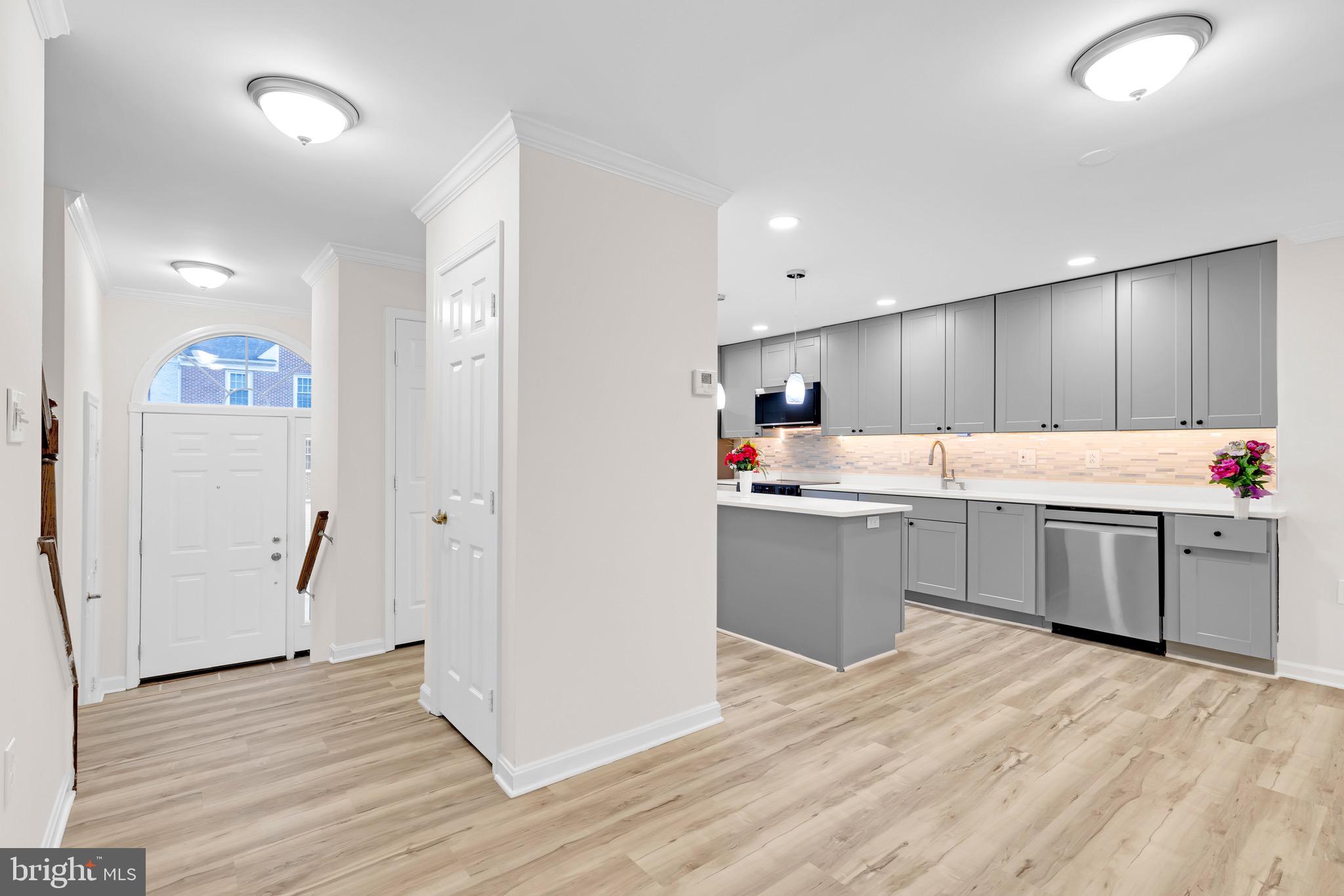 8108 Squirrel Run Road Springfield, VA 22152 - Photo 9 of 34 Gallery Image 9