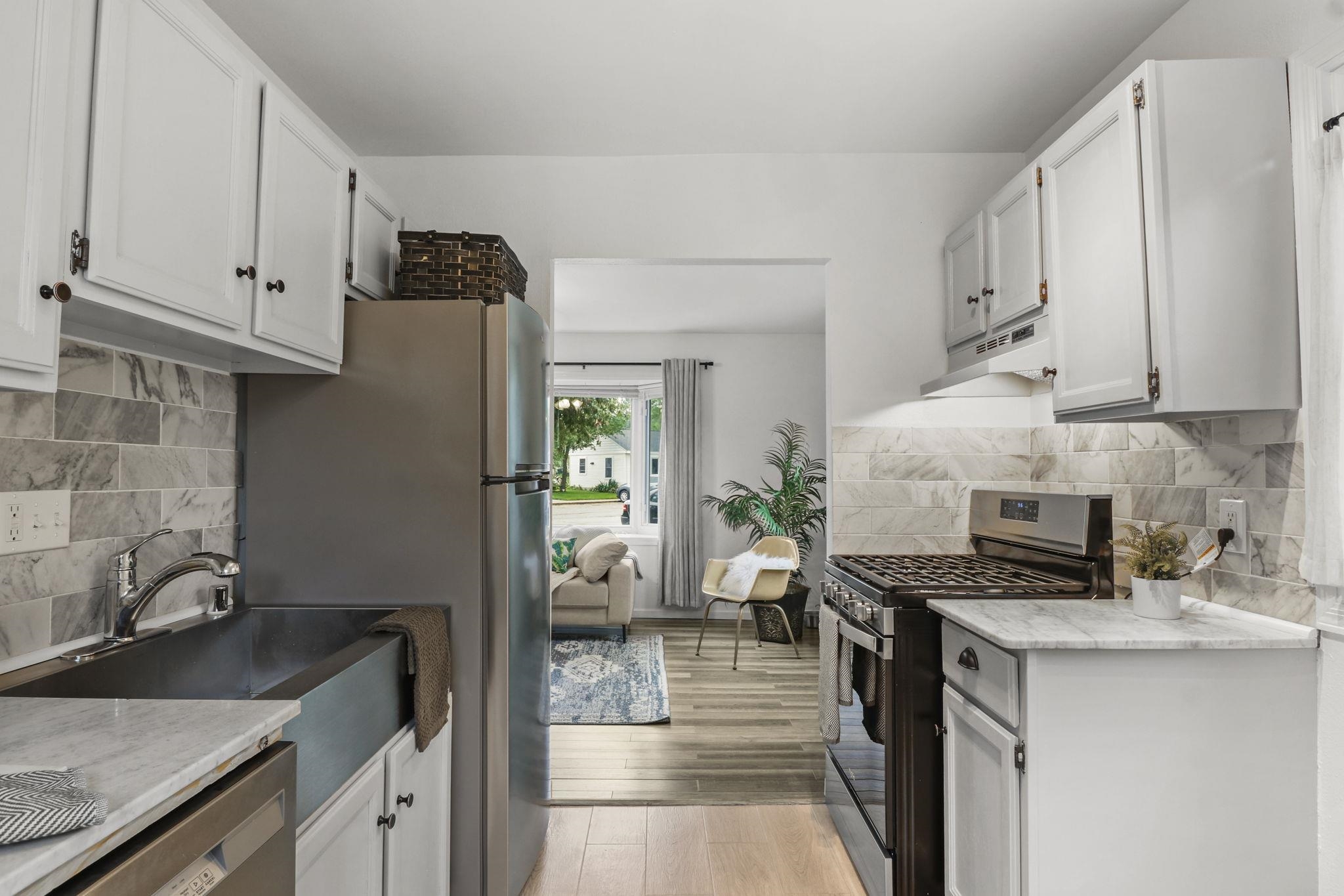 83 Craig Avenue Madison, WI 53705 - Photo 12 of 32