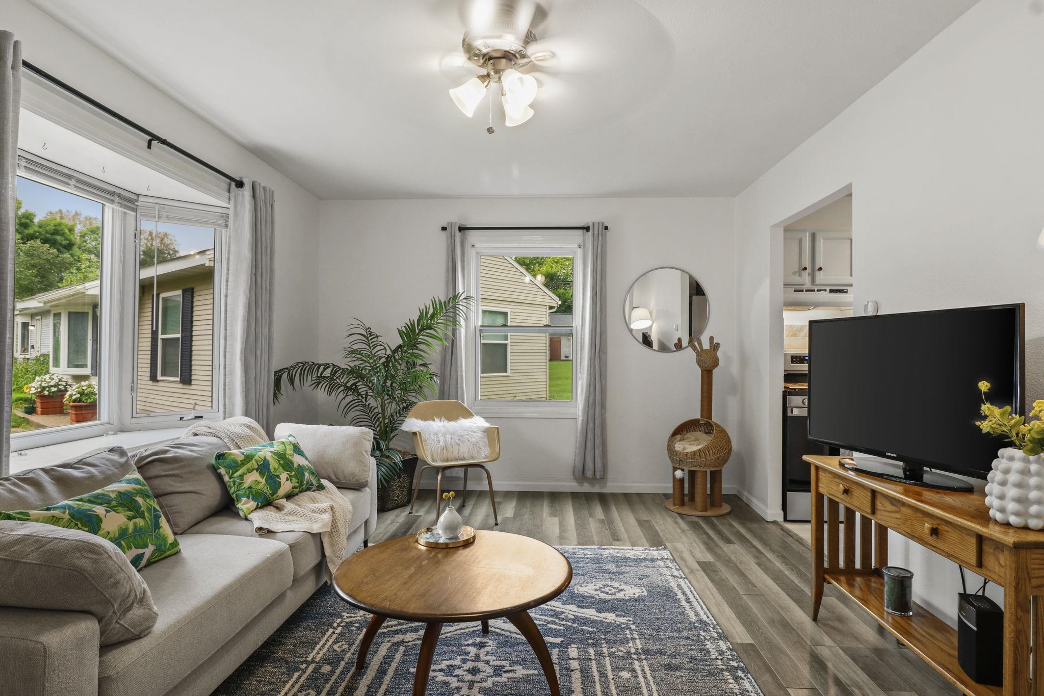 83 Craig Avenue Madison, WI 53705 - Photo 2 of 32