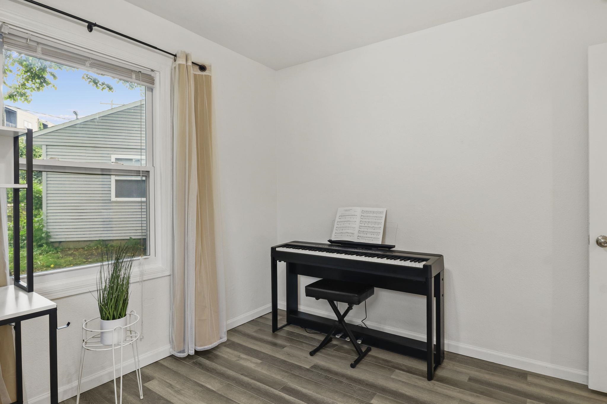 83 Craig Avenue Madison, WI 53705 - Photo 21 of 32