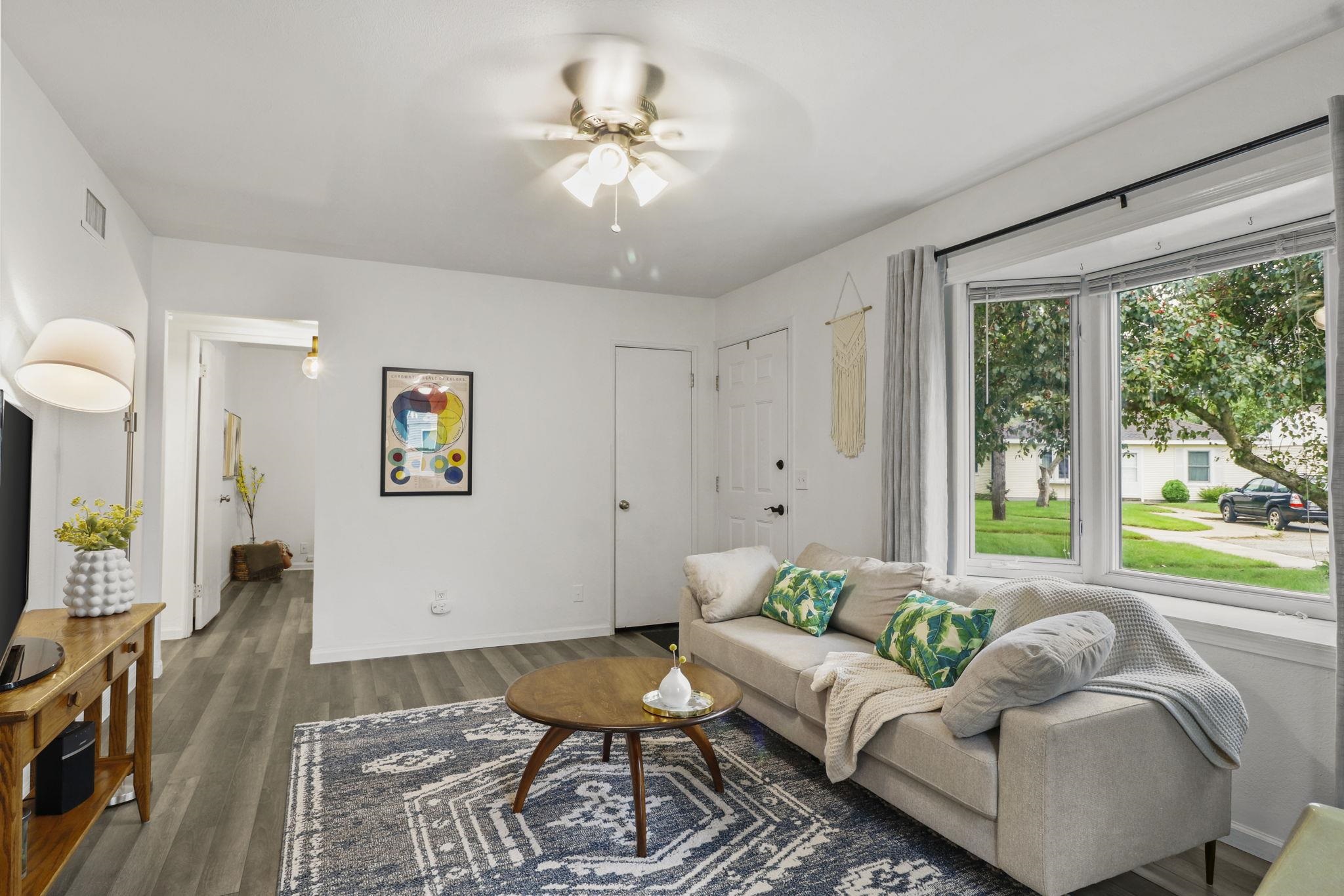 83 Craig Avenue Madison, WI 53705 - Photo 6 of 32