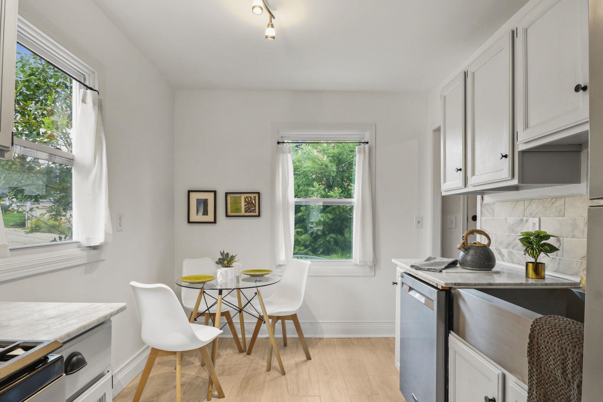 83 Craig Avenue Madison, WI 53705 - Photo 7 of 32