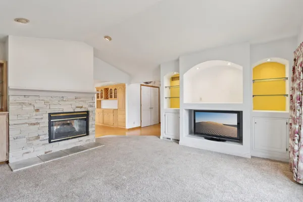 $439,900 | 620 East Ogden Street, Jefferson, WI 53549