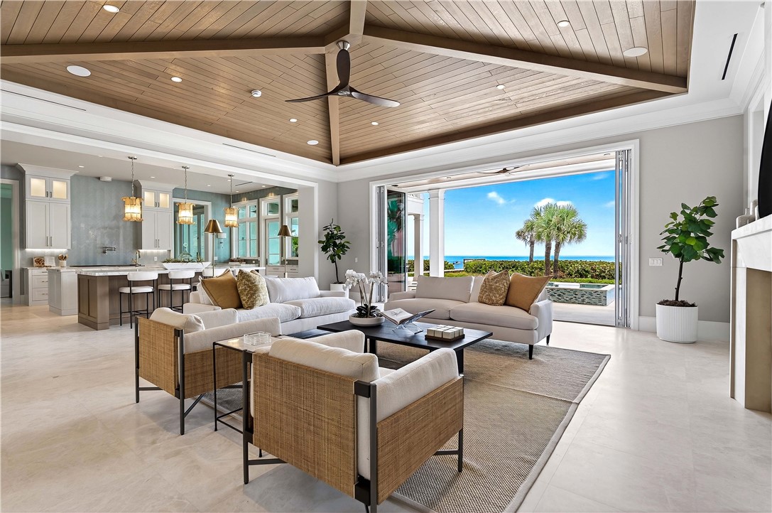 330 Blue Wave Lane Vero Beach, FL 32963 - Photo 5 of 36