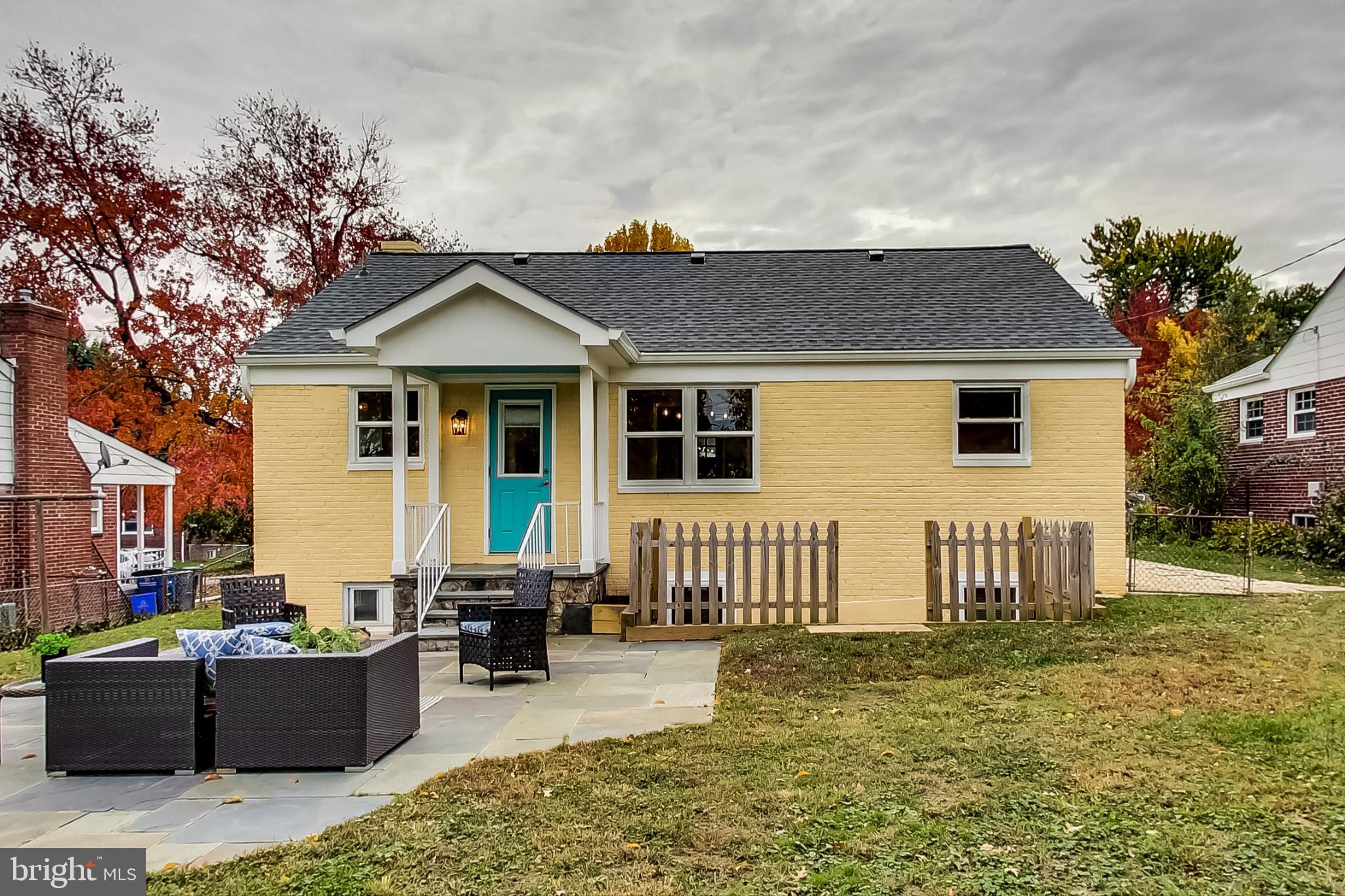 2213 Darrow Street Silver Spring, MD 20902 - Photo 27 of 37 Secret little garden area through the picket fence