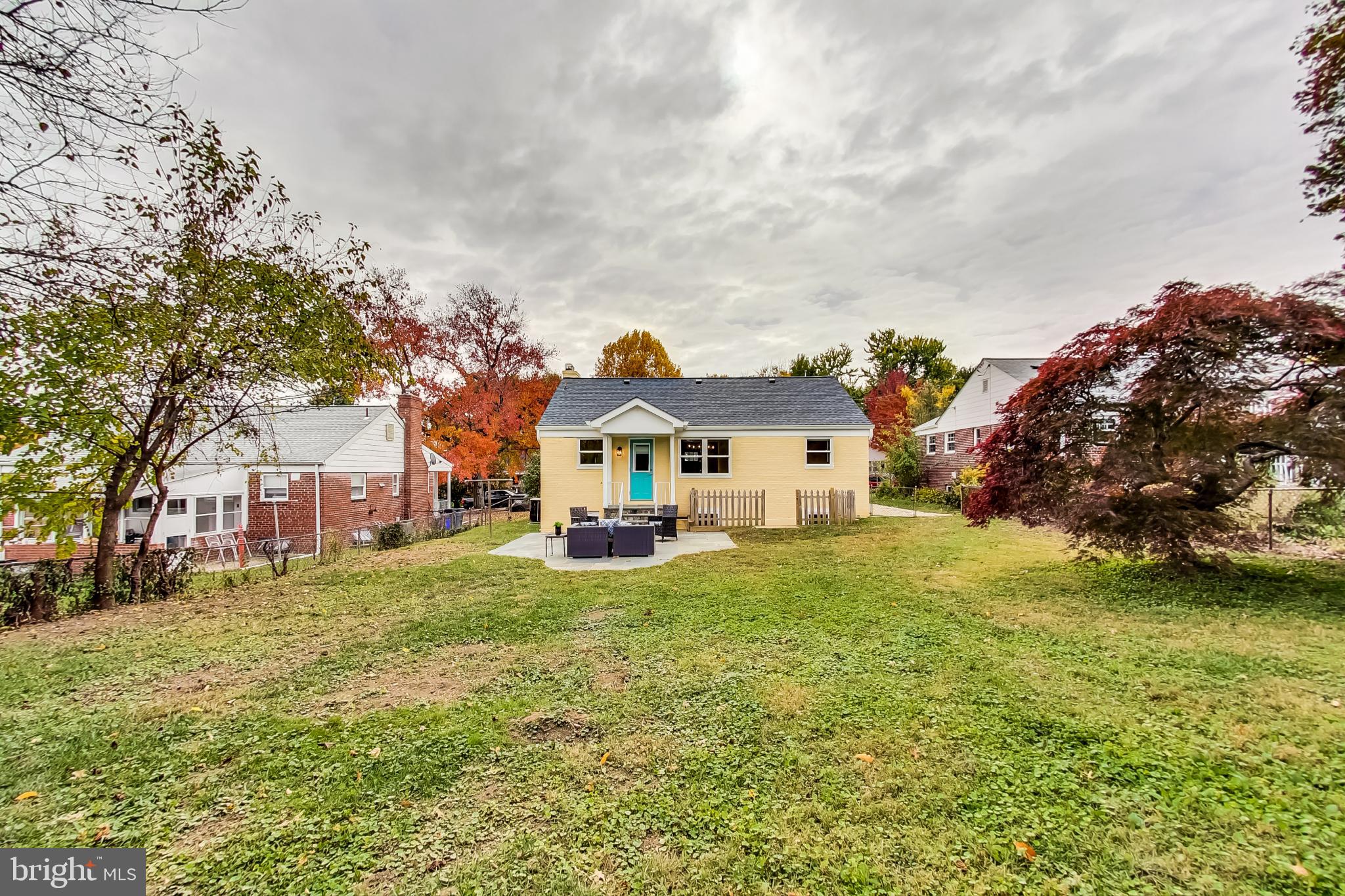 2213 Darrow Street Silver Spring, MD 20902 - Photo 32 of 37 So much space to play and garden