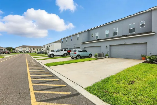 $375,000 | 2587 Chickasaw Plum Loop, Clermont, FL 34711